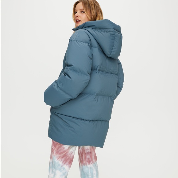 Aritzia Giga Puff 2019-2020 szn GENTLY USED Puffer - Picture 9 of 11